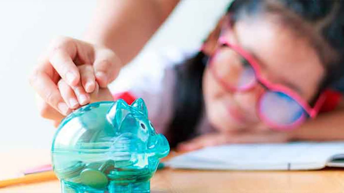 Cover Image for Seis tips para enseñar finanzas personales a los niños en casa